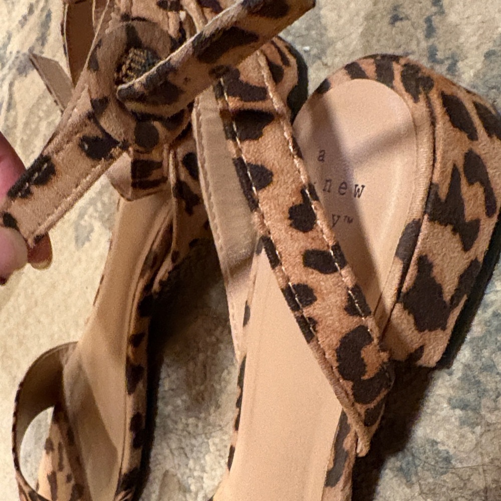 A New Day Women's Tan and Black Leopard Sandals - Picture 2 of 4